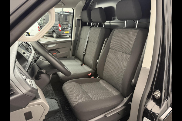 Volkswagen Transporter 2.0 150PK L2H1 Highline Automaat Airco  Navi Parkeersensoren Camera Trekhaak Carplay