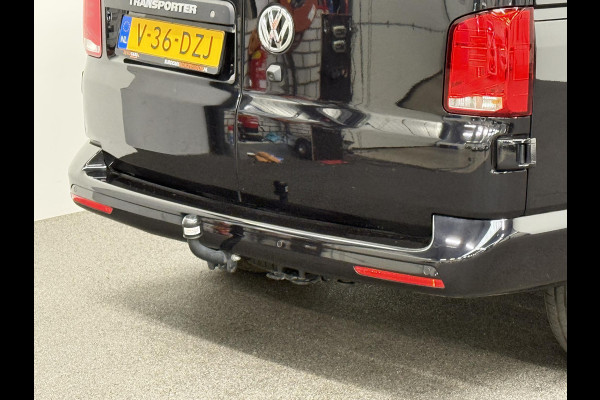 Volkswagen Transporter 2.0 150PK L2H1 Highline Automaat Airco  Navi Parkeersensoren Camera Trekhaak Carplay
