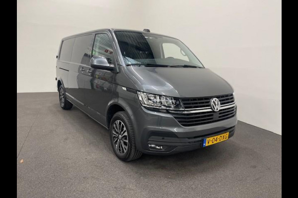 Volkswagen Transporter 2.0 TDI L2H1 28 Highline Automaat Airco Cruise Control Navi PDC V&A Trekhaak