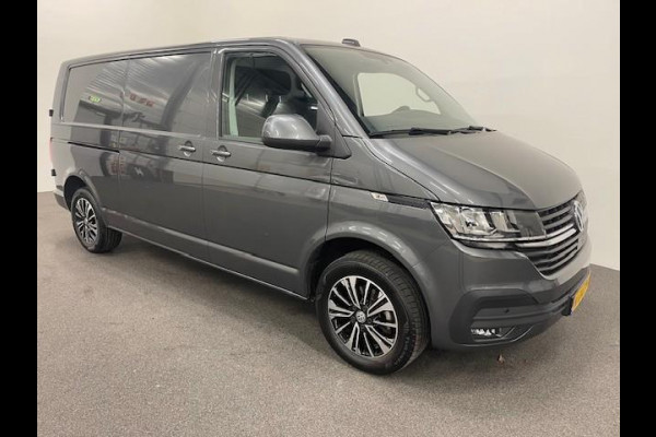 Volkswagen Transporter 2.0 TDI L2H1 28 Highline Automaat Airco Cruise Control Navi PDC V&A Trekhaak