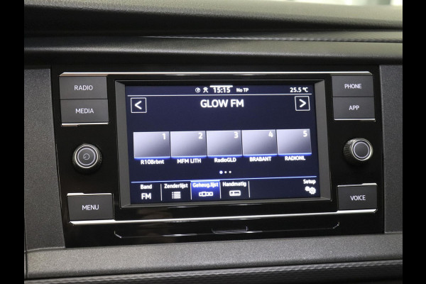 Volkswagen Transporter 2.0 TDI L2H1 28 Highline Automaat Automaat Camera Airco Cruise Navi Trekhaak