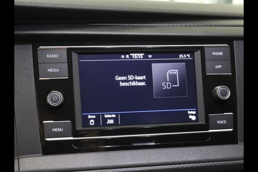 Volkswagen Transporter 2.0 TDI L2H1 28 Highline Automaat Automaat Camera Airco Cruise Navi Trekhaak