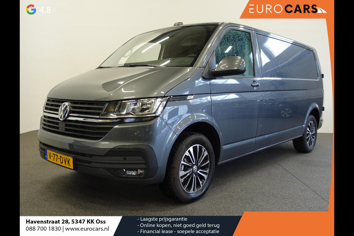 Volkswagen Transporter 2.0 TDI L2H1 28 Highline Automaat Camera | Airco | Cruise control | Navigatie | Trekhaak | Lichtmetalen velgen | Apple Carplay/ Android Auto | LED