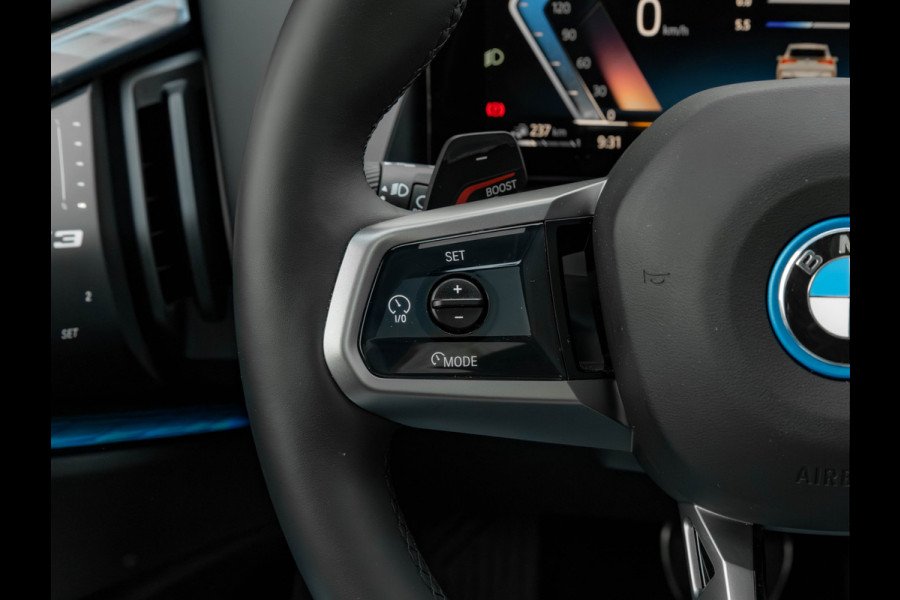 BMW X3 30e xDrive M-Sport Pro - Pano - Trekhaak - ACC - Head-up