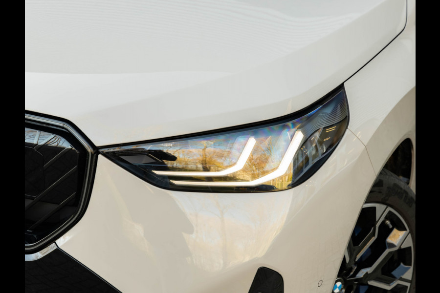 BMW X3 30e xDrive M-Sport Pro - Pano - Trekhaak - ACC - Head-up