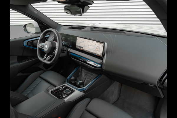 BMW X3 30e xDrive M-Sport Pro - Pano - Trekhaak - ACC - Head-up