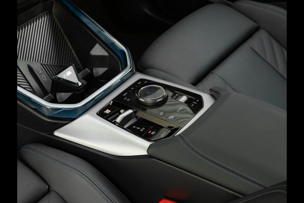 BMW X3 30e xDrive M-Sport Pro - Pano - Trekhaak - ACC - Head-up