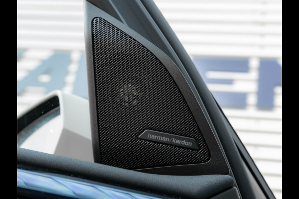 BMW X3 30e xDrive M-Sport Pro - Pano - Trekhaak - ACC - Head-up