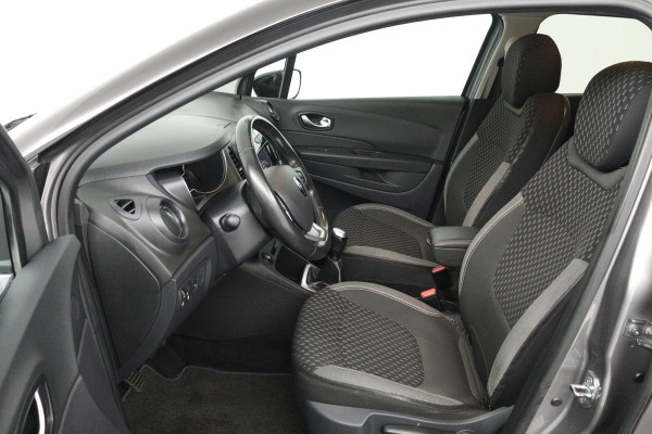 Renault Captur 0.9 TCe Intens (TREKHAAK, CAMERA, CRUISE CONTROL, PARKEERSENSOREN, NAVIGATIE)