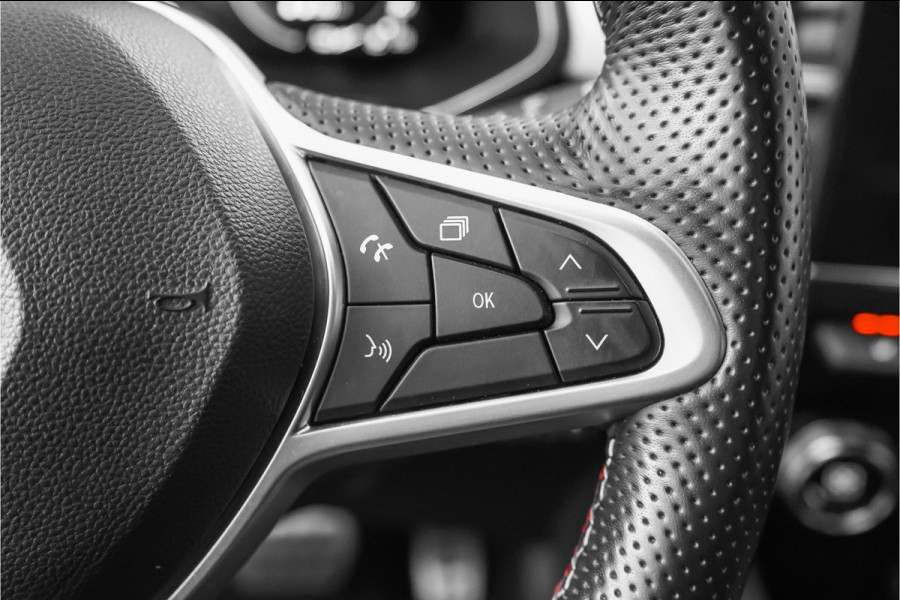 Renault Captur 1.6 E-Tech Plug-in Hybrid 160 R.S. Line ACC Camera Trekhaak Keyless