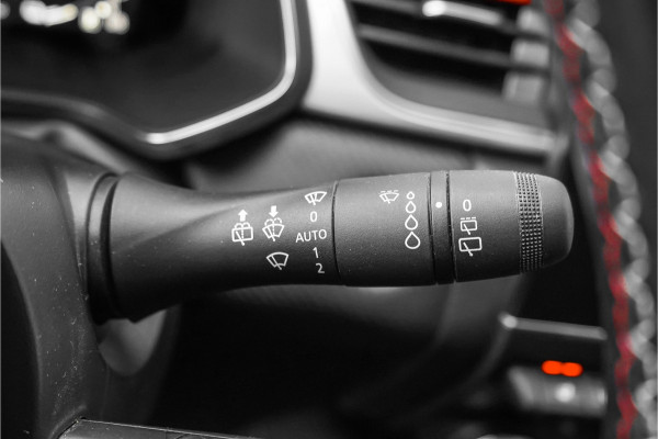 Renault Captur 1.6 E-Tech Plug-in Hybrid 160 R.S. Line ACC Camera Trekhaak Keyless