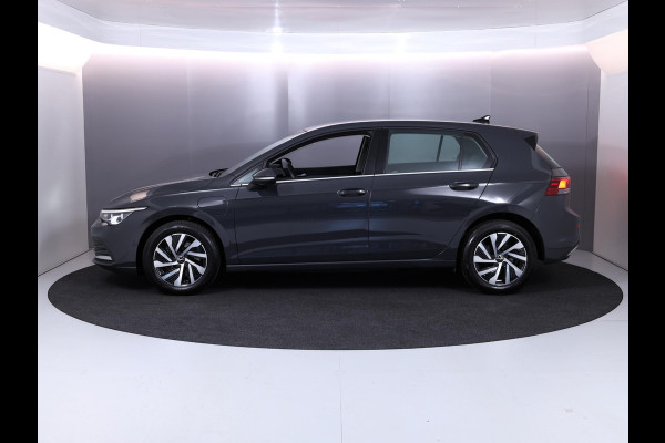 Volkswagen Golf 1.4 eHybrid Style 204 pk Automaat (DSG) | Navigatie via App | Parkeersensoren | Adaptieve cruise control | LED koplampen |