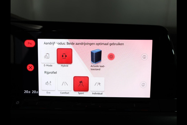 Volkswagen Golf 1.4 eHybrid Style 204 pk Automaat (DSG) | Navigatie via App | Parkeersensoren | Adaptieve cruise control | LED koplampen |