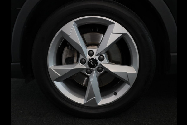 Audi Q3 45 TFSI e Business Edition 245 pk S-tronic| Navigatie | Parkeersensoren | Achteruitrijcamera | Stoelverwarming | Apple Carplay/Android Auto |