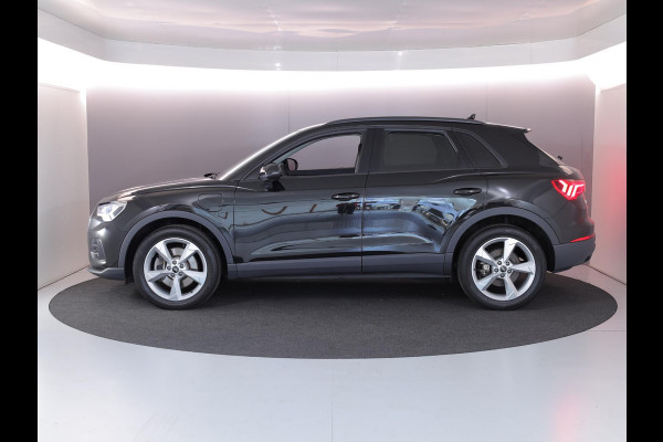 Audi Q3 45 TFSI e Business Edition 245 pk S-tronic| Navigatie | Parkeersensoren | Achteruitrijcamera | Stoelverwarming | Apple Carplay/Android Auto |