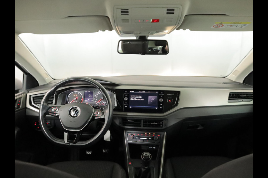 Volkswagen Polo 1.0 TSI R-Line Edition 95pk 5bak| Navi| 16'LM-velgen| Extra getint glas| Parksensors