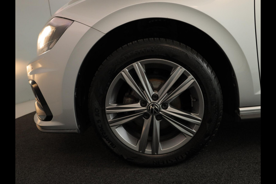 Volkswagen Polo 1.0 TSI R-Line Edition 95pk 5bak| Navi| 16'LM-velgen| Extra getint glas| Parksensors