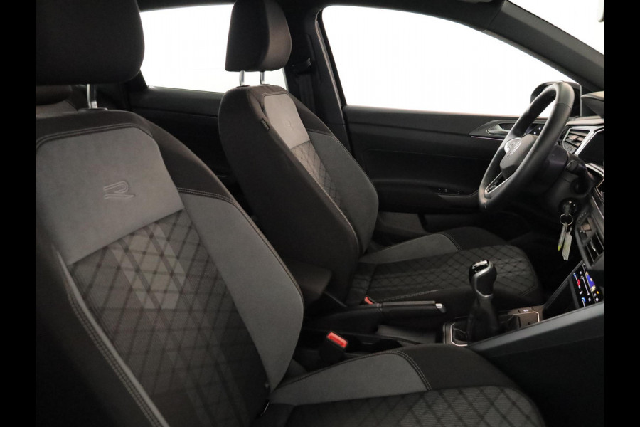 Volkswagen Taigo 1.0 TSI R-Line 115PK | Panorama dak | Navigatie via app | Parkeersensoren | Automatische airco |