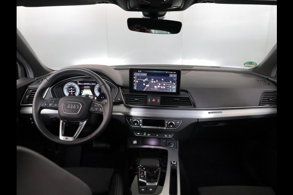 Audi Q5 50 TFSI e Advanced edition 299 pk S-tronic | Verlengde garantie | Navigatie | Trekhaak (wegklapbaar) | Parkeersensoren | Stoelverwarming v/a | S-line interieur |