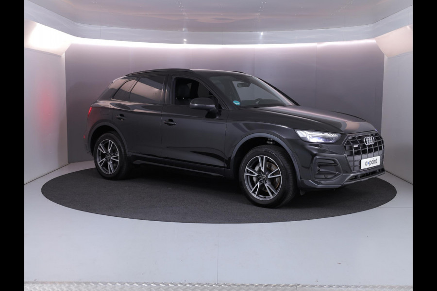 Audi Q5 50 TFSI e Advanced edition 299 pk S-tronic | Verlengde garantie | Navigatie | Trekhaak (wegklapbaar) | Parkeersensoren | Stoelverwarming v/a | S-line interieur |