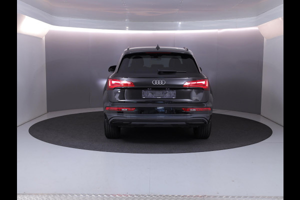 Audi Q5 50 TFSI e Advanced edition 299 pk S-tronic | Verlengde garantie | Navigatie | Trekhaak (wegklapbaar) | Parkeersensoren | Stoelverwarming v/a | S-line interieur |