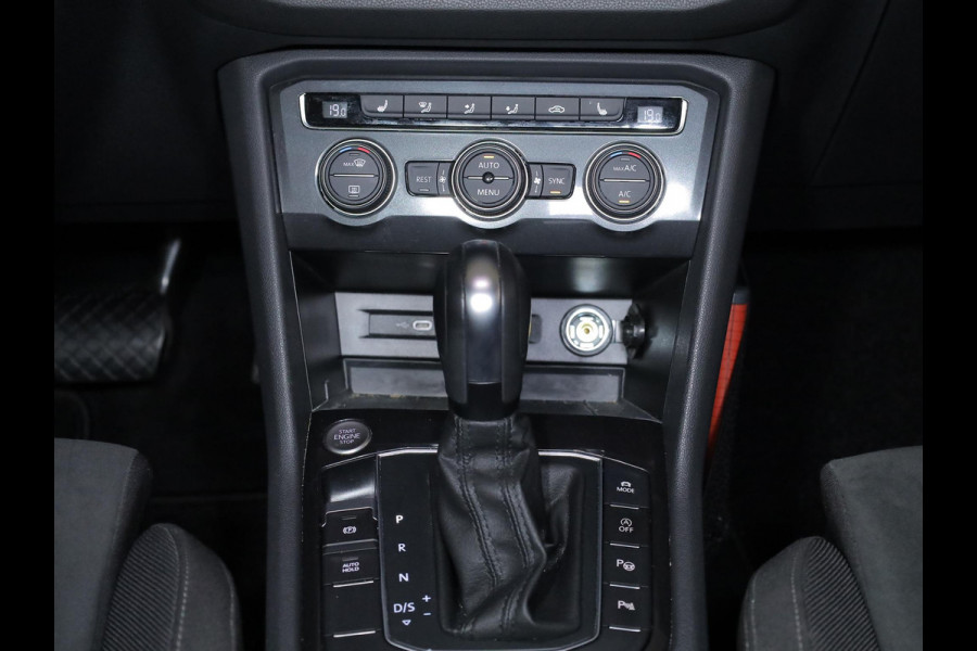 Volkswagen Tiguan Allspace 1.5 TSI Highline Business R 7p. 150pk DSG| Pano-dak| 20'LM-velgen|