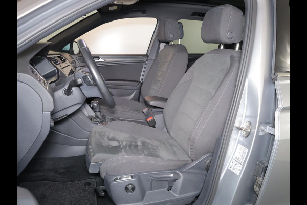 Volkswagen Tiguan Allspace 1.5 TSI Highline Business R 7p. 150pk DSG| Pano-dak| 20'LM-velgen|