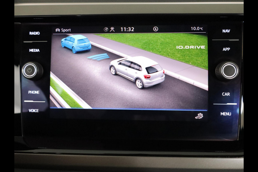 Volkswagen Polo 1.0 TSI Comfortline Business 95pk 5bak | 15'LM-velgen | Navi| parksensors |