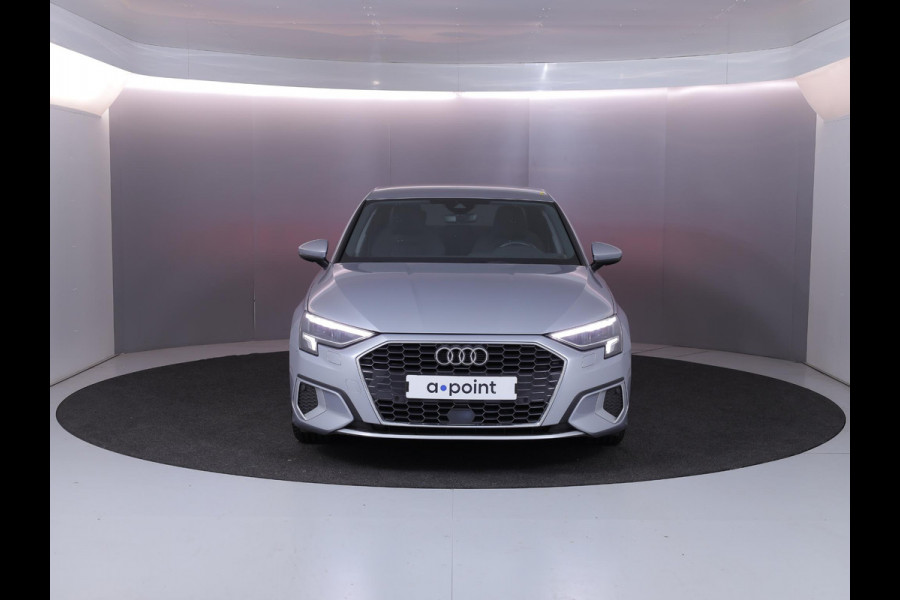 Audi A3 Limousine 30 TFSI Advanced edition 110 pk S-tronic | Navigatie | Parkeersensoren (Park assist) | Apple Carplay/Android Auto | Stoelverwarming |