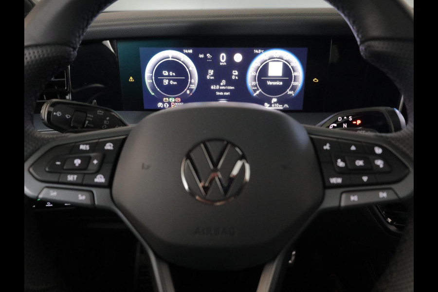 Volkswagen Tayron 1.5 eHybrid R-Line Edition 204 pk Automaat (DSG) | Verlengde garantie | Navigatie | Panoramadak | Trekhaak (wegklapbaar) | Parkeersensoren (Park assist) | Achteruitrijcamera | Stoelverwarming | R-Line |