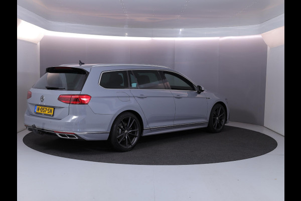 Volkswagen Passat Variant 1.5 TSI R-Line Business + 150pk DSG| Pano-dak| Luxe lederen interieur| Matrix LED