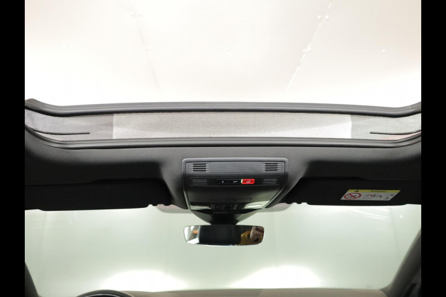 Volkswagen Passat Variant 1.5 TSI R-Line Business + 150pk DSG| Pano-dak| Luxe lederen interieur| Matrix LED