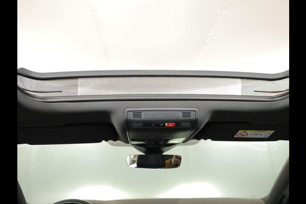 Volkswagen Passat Variant 1.5 TSI R-Line Business + 150pk DSG| Pano-dak| Luxe lederen interieur| Matrix LED