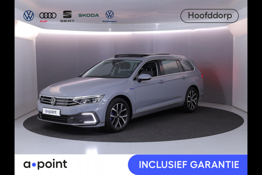 Volkswagen Passat Variant 1.4 TSI PHEV GTE Business 218 pk Automaat (DSG) | Navigatie | Panoramadak | Parkeersensoren (Park assist) | Rondomzicht camera | Stoelverwarming v/a |