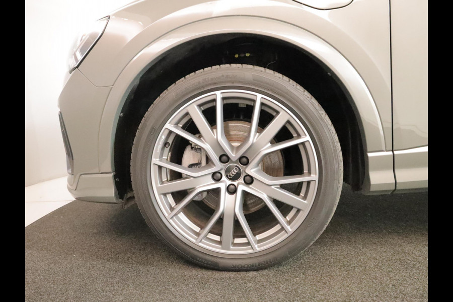 Audi Q3 45 TFSI e S edition 245pk | Parkeercamera | Navigatie| 20 inch Lichtmetalen velgen | 3 spaaks afgevlakt stuurwiel