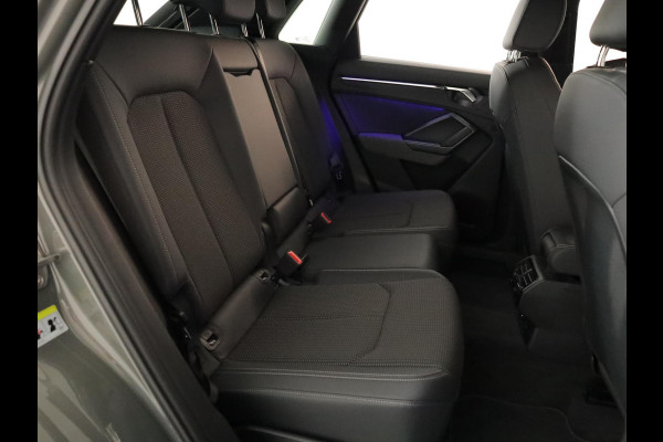 Audi Q3 45 TFSI e S edition 245pk | Parkeercamera | Navigatie| 20 inch Lichtmetalen velgen | 3 spaaks afgevlakt stuurwiel