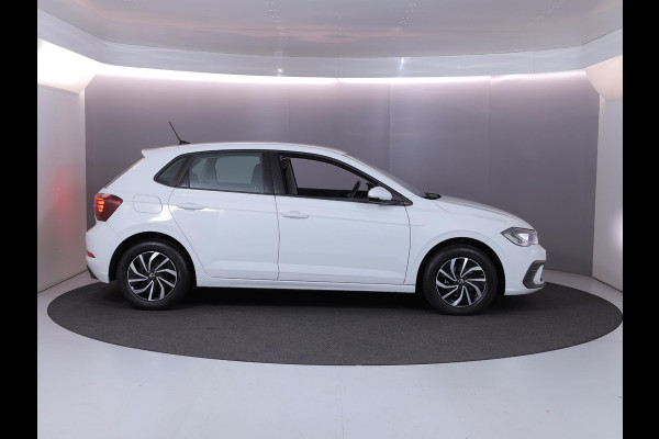 Volkswagen Polo 1.0 TSI Life 95pk 5bak | digital display 5'LM-velgen| Parksensors |