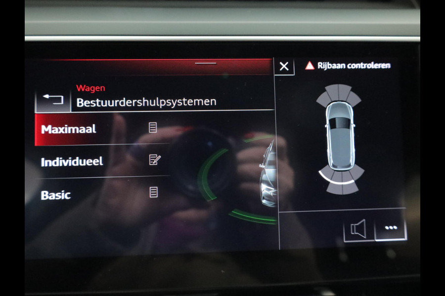 Audi e-tron 55 quattro Business edition 95 kWh 408pk | Elektrische verstelbare voorstoelen | Trekhaak| 21 inch lichtmetalen velgen |