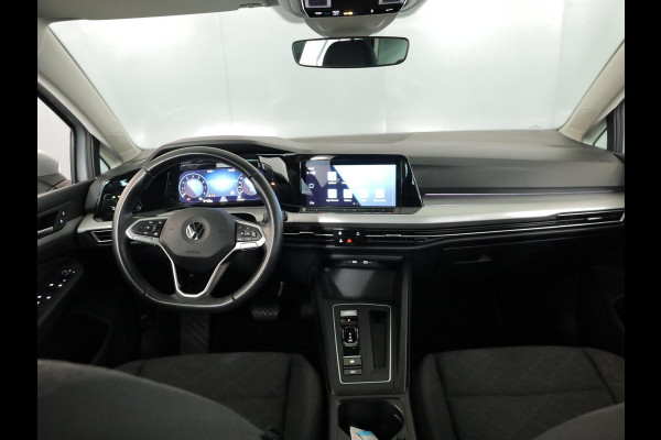 Volkswagen Golf 1.0 eTSI Life 110pk DSG | Camera| Navi| LM-velgen| Park-sensors| Keyless start