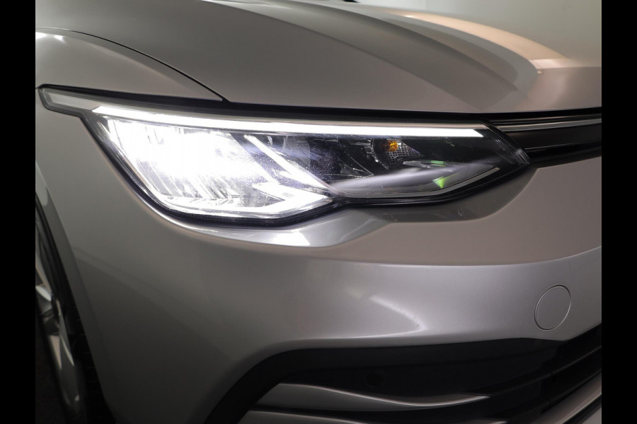 Volkswagen Golf 1.0 eTSI Life 110pk DSG | Camera| Navi| LM-velgen| Park-sensors| Keyless start