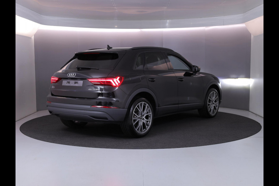 Audi Q3 45 TFSI e Business Edition 245 pk S-tronic | SOH 92% | Navigatie | Parkeersensoren | Stoelverwarming | Lichtmetalen velgen 20" | Elektr. achterklep |