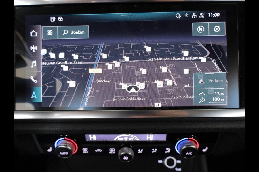 Audi Q3 45 TFSI e Business Edition 245 pk S-tronic | SOH 92% | Navigatie | Parkeersensoren | Stoelverwarming | Lichtmetalen velgen 20" | Elektr. achterklep |