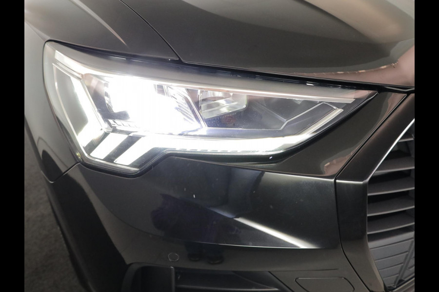 Audi Q3 45 TFSI e Business Edition 245 pk S-tronic | SOH 92% | Navigatie | Parkeersensoren | Stoelverwarming | Lichtmetalen velgen 20" | Elektr. achterklep |