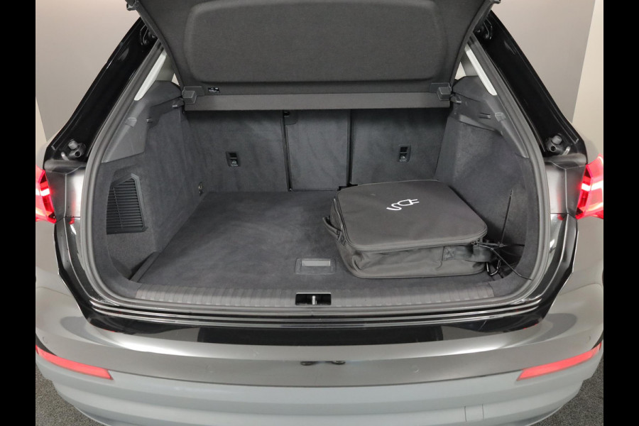 Audi Q3 45 TFSI e Business Edition 245 pk S-tronic | SOH 92% | Navigatie | Parkeersensoren | Stoelverwarming | Lichtmetalen velgen 20" | Elektr. achterklep |
