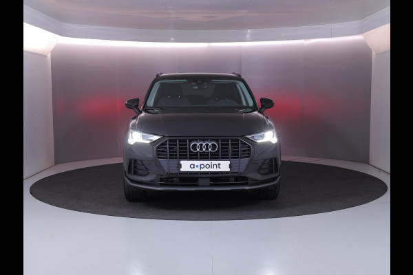Audi Q3 45 TFSI e Business Edition 245 pk S-tronic | SOH 92% | Navigatie | Parkeersensoren | Stoelverwarming | Lichtmetalen velgen 20" | Elektr. achterklep |
