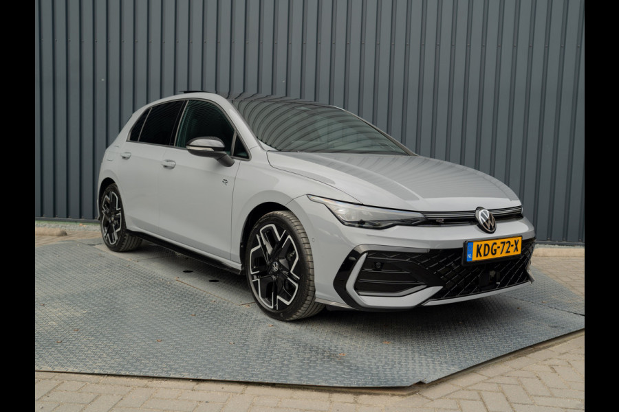 Volkswagen Golf 1.5 eTSI R-Line Edition | Panodak | IQ Light | Trekhaak wegkl. | Harman/Kardon | Head Up | Prijs Rijklaar!!