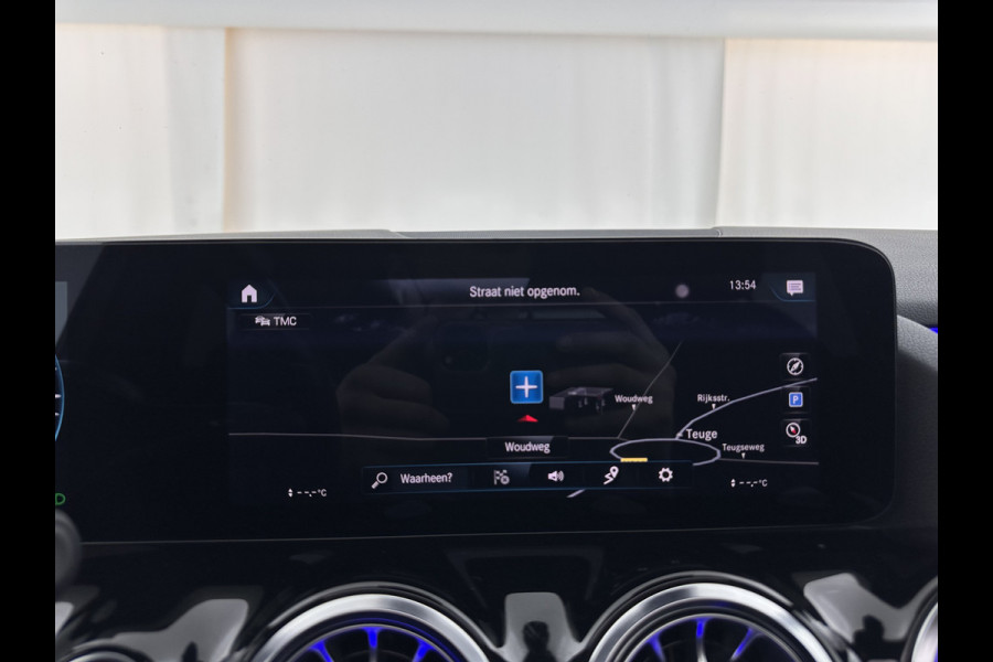 Mercedes-Benz GLA 250 e AMG Limited Business Solution (Plug-In) (INCL-BTW) Aut. *PANO | LEATHER-MICROFIBRE | MEMORY-PACK | WIDESCREEN-COCKPIT | MULTIBEAM-LED | AMBIENTLIGHT | KEYLESS | CAMERA | M-BUX-NAVI | ECC | SHIFTPADDLES | PDC | CRUISE | DAB | HEATED