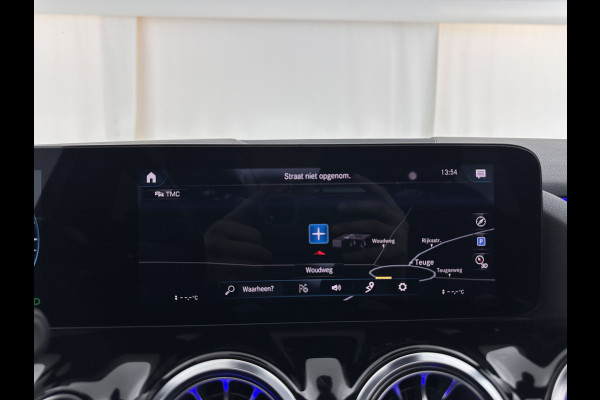 Mercedes-Benz GLA 250 e AMG Limited Business Solution (Plug-In) (INCL-BTW) Aut. *PANO | LEATHER-MICROFIBRE | MEMORY-PACK | WIDESCREEN-COCKPIT | MULTIBEAM-LED | AMBIENTLIGHT | KEYLESS | CAMERA | M-BUX-NAVI | ECC | SHIFTPADDLES | PDC | CRUISE | DAB | HEATED