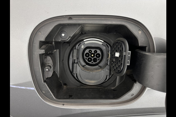 Mercedes-Benz GLA 250 e AMG Limited Business Solution (Plug-In) (INCL-BTW) Aut. *PANO | LEATHER-MICROFIBRE | MEMORY-PACK | WIDESCREEN-COCKPIT | MULTIBEAM-LED | AMBIENTLIGHT | KEYLESS | CAMERA | M-BUX-NAVI | ECC | SHIFTPADDLES | PDC | CRUISE | DAB | HEATED