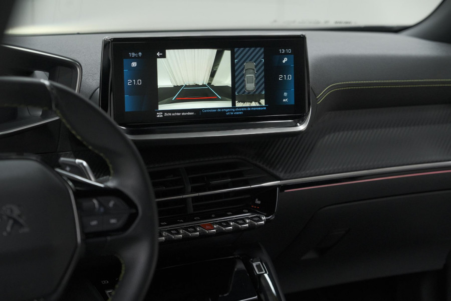 Peugeot 2008 PureTech 130 EAT8 GT | Camera | Dodehoekdetectie | Apple Carplay | Pack Winter